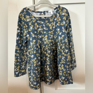 Tahari girls top 🌼